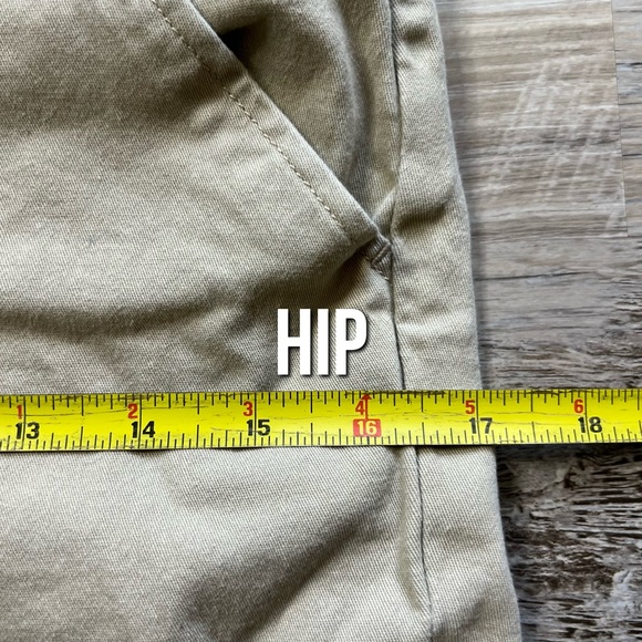 🌞 French Toast : khaki bermuda shorts - Picture 10 of 12